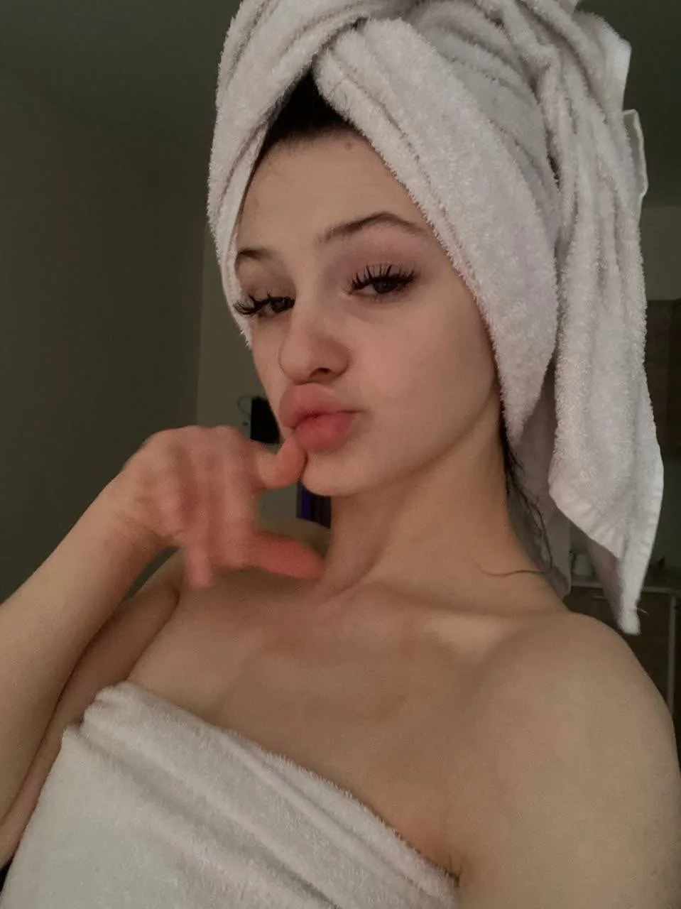 Leyla - Avcılar Escort