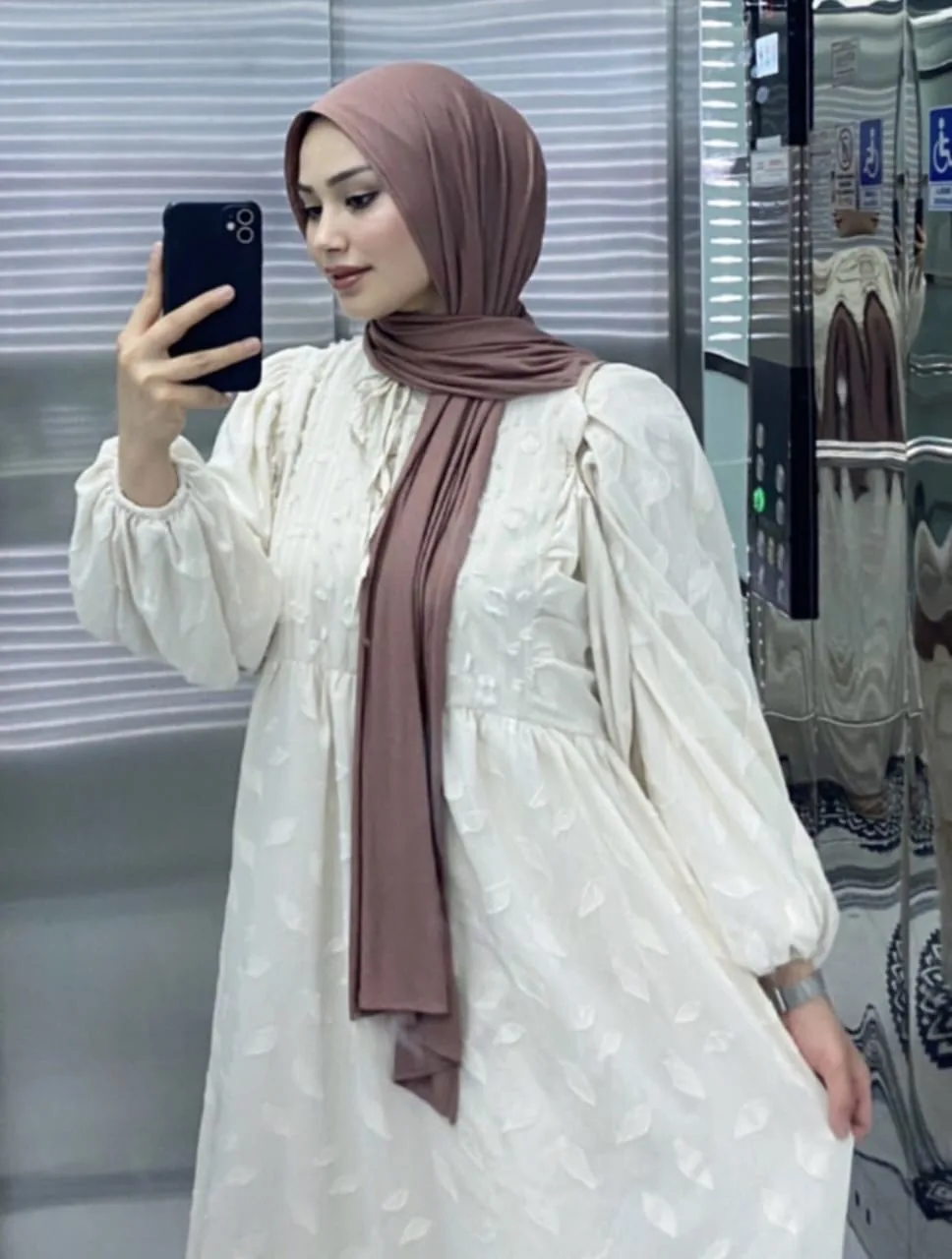 Gamze - Avcılar Escort