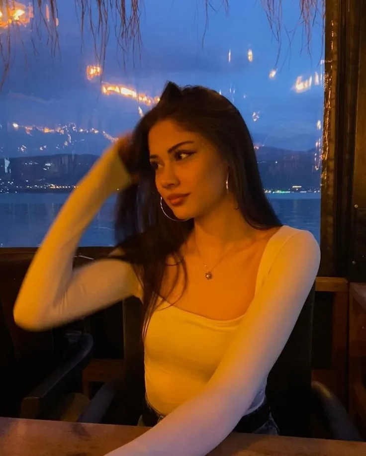 Selen - Firuzköy, Avcılar Escort