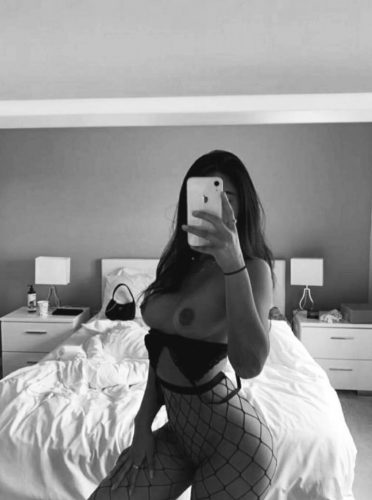 Tuzla Escort Esma Sizlere Sekste Yenilikler Sunuyor